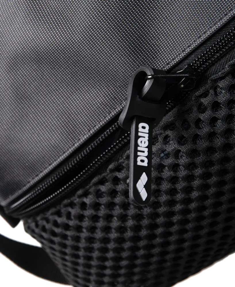 ARENA KOSMETYCZKA  ONE GO  POCKET BAG BLACK 010242/100